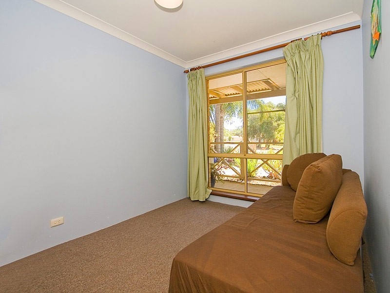 21 Wonambi Way, Wanneroo WA 6065