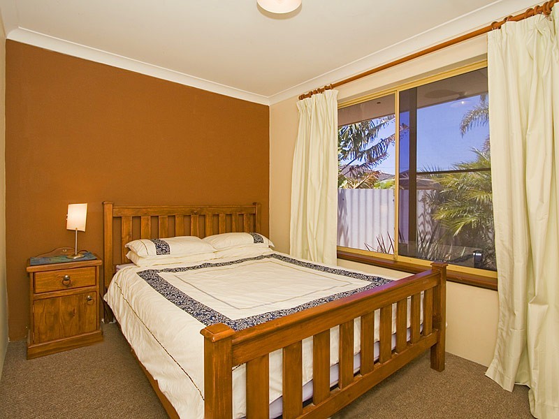 21 Wonambi Way, Wanneroo WA 6065