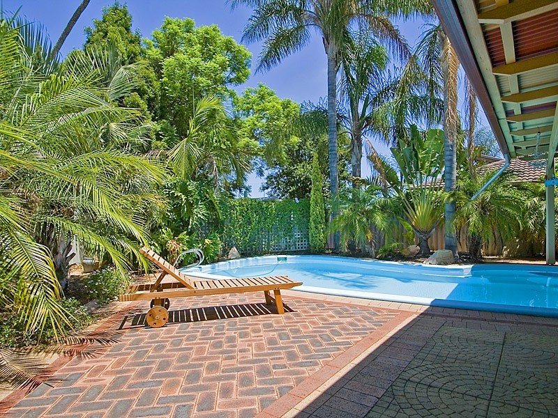 21 Wonambi Way, Wanneroo WA 6065