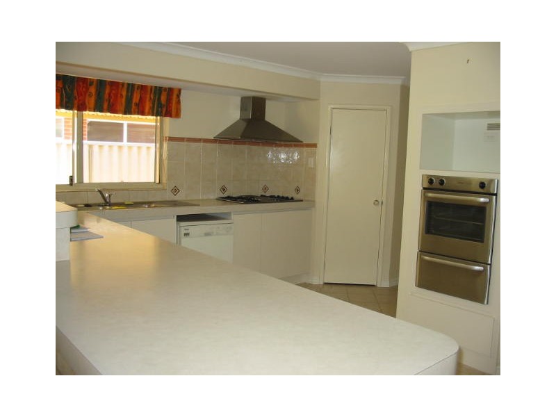 5 Miramare Blvde, Currambine WA 6028