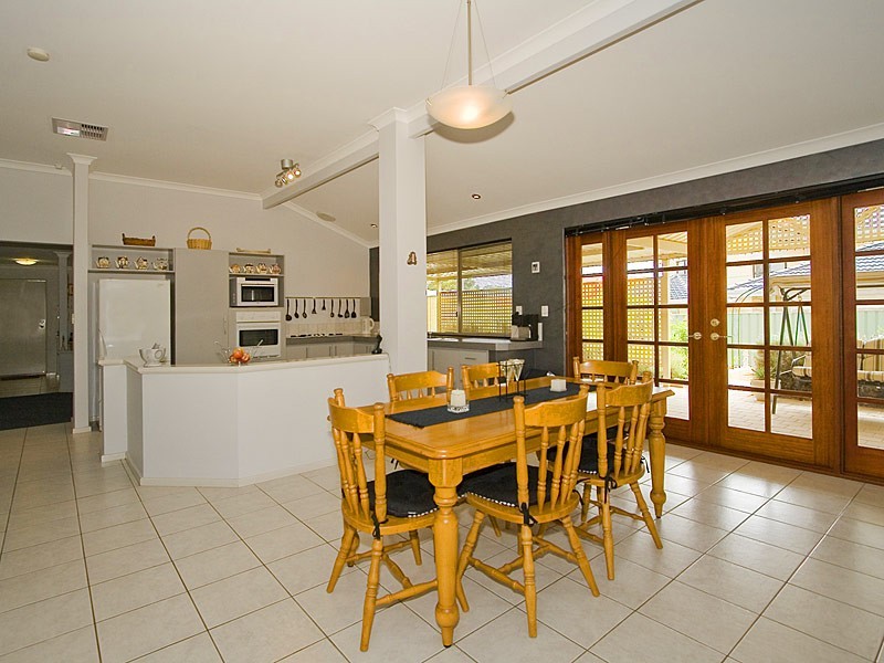 6 Hula Cove, Joondalup WA 6027