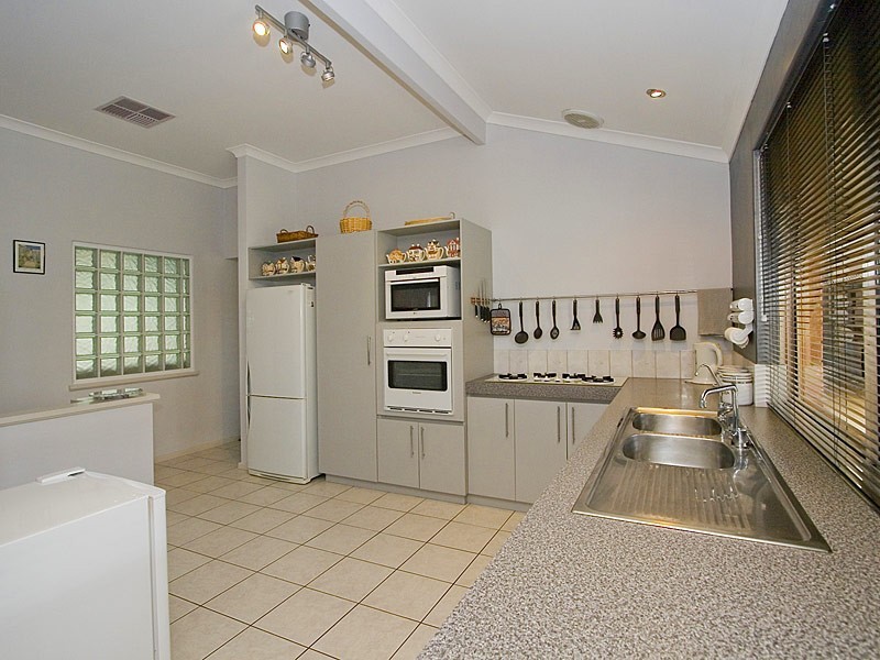 6 Hula Cove, Joondalup WA 6027