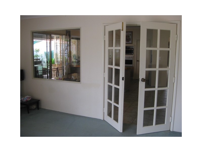 6 Manitoba Court, Joondalup WA 6027