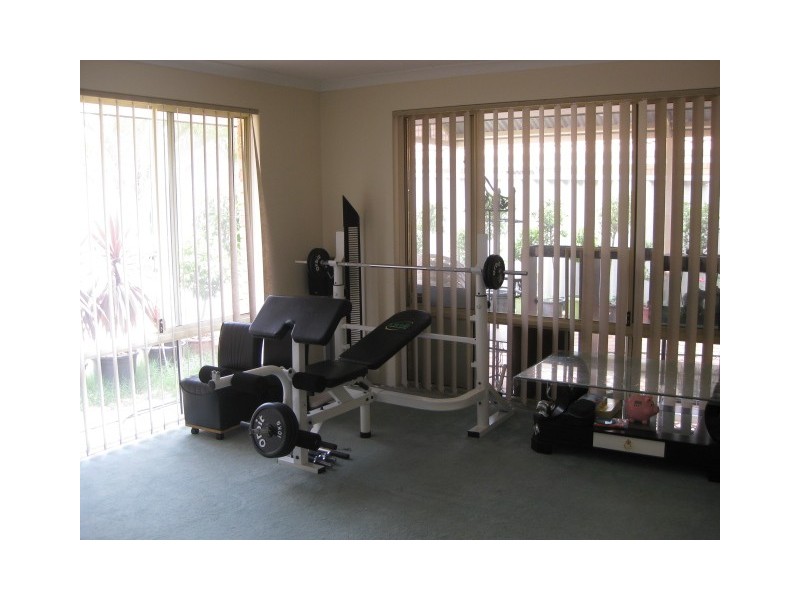 6 Manitoba Court, Joondalup WA 6027