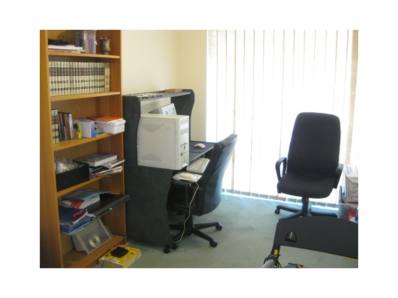 6 Manitoba Court, Joondalup WA 6027