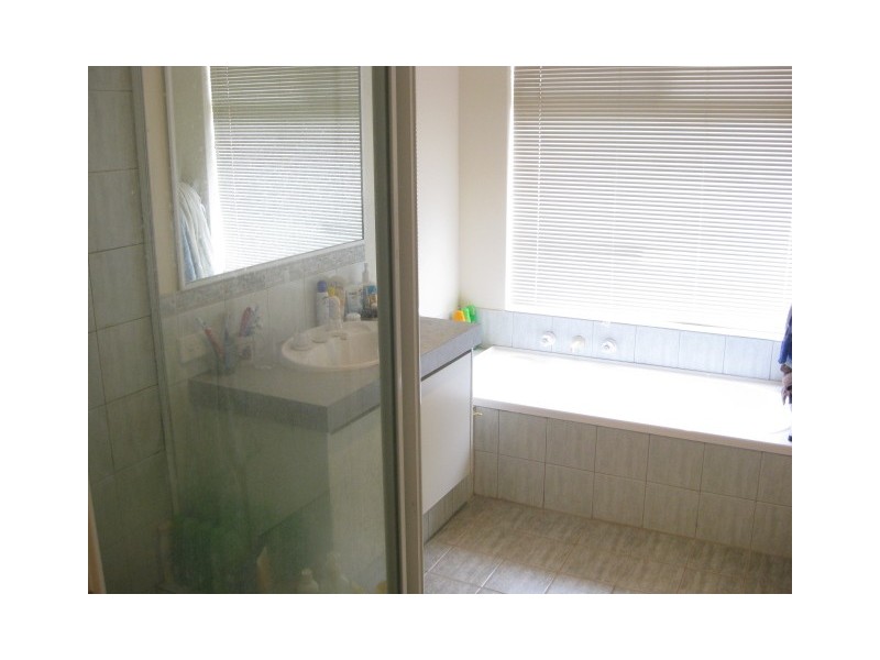 6 Manitoba Court, Joondalup WA 6027