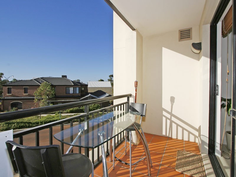 3/106 Boas Avenue, Joondalup WA 6027