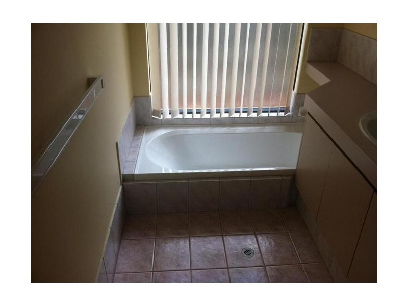 15 Malacca Way, Mindarie WA 6030