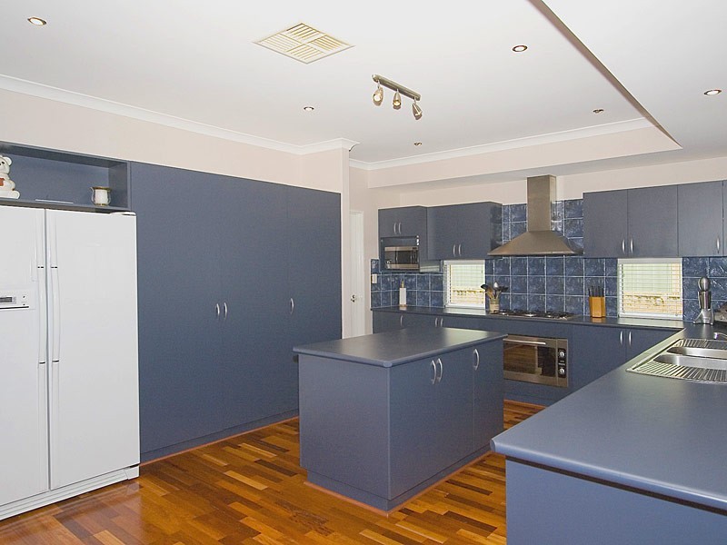 35 Meadowbrook Prom, Currambine WA 6028