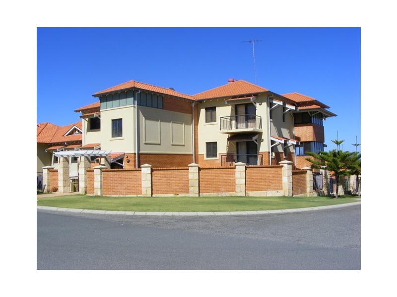 11/14 Itea Place, Mindarie WA 6030