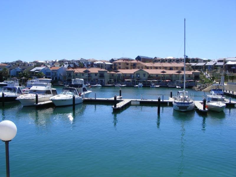 11/14 Itea Place, Mindarie WA 6030