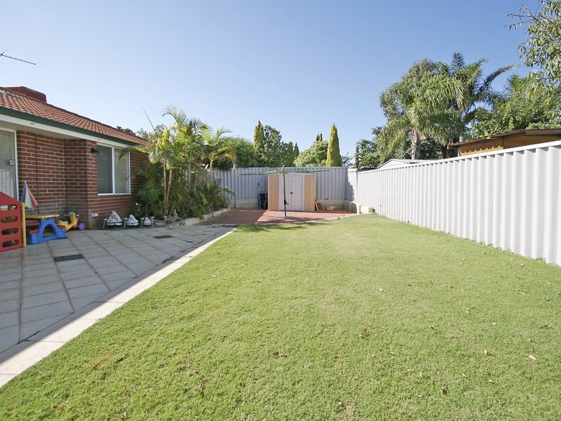 8 Tarbolton Gardens, Kinross WA 6028