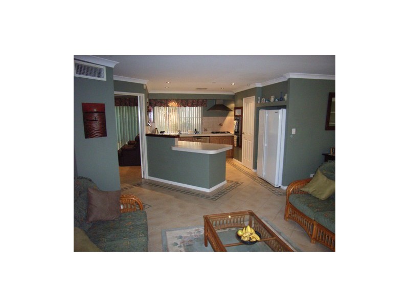 35 Aberfoyle Heights, Currambine WA 6028