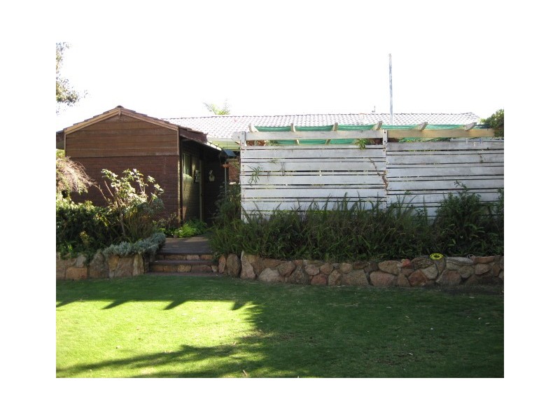 12 Bullara Rd, Craigie WA 6025