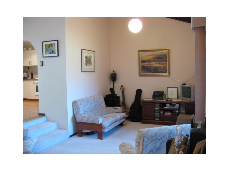 12 Bullara Rd, Craigie WA 6025