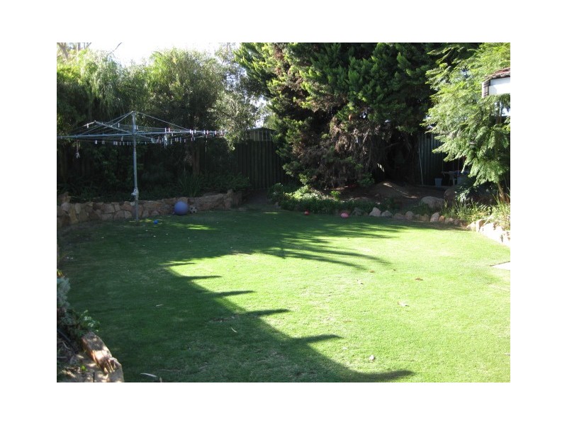 12 Bullara Rd, Craigie WA 6025