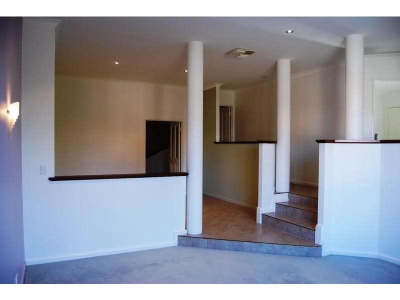 36 Streeton Promenade, Woodvale WA 6026