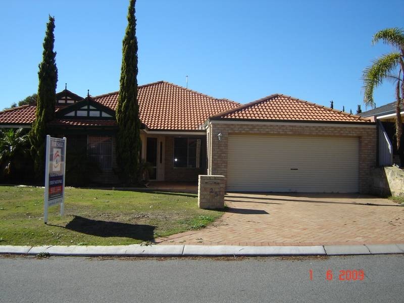 25 Eastleigh Loop, Currambine WA 6028