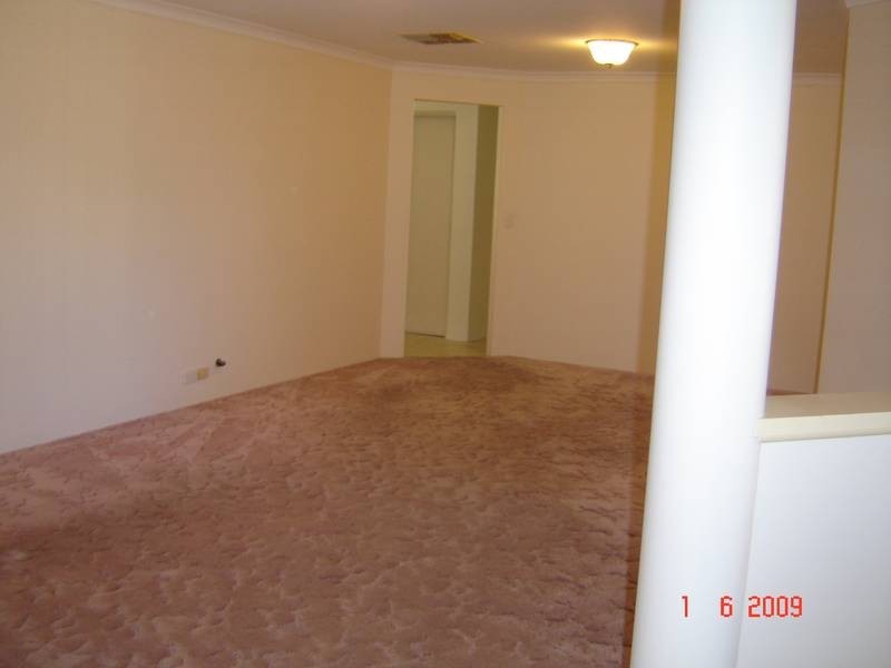 25 Eastleigh Loop, Currambine WA 6028