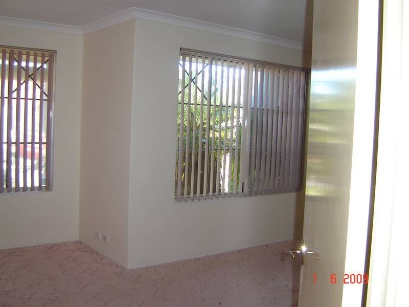 25 Eastleigh Loop, Currambine WA 6028