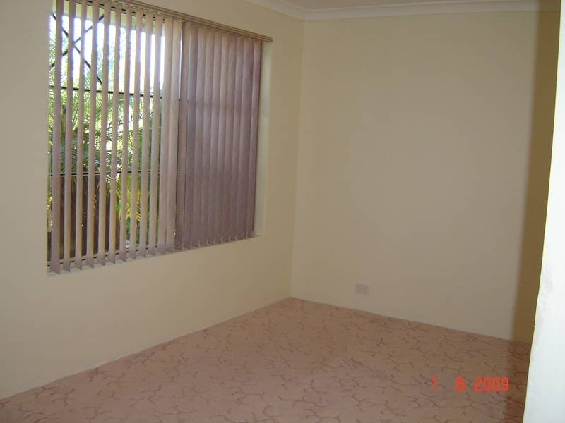 25 Eastleigh Loop, Currambine WA 6028