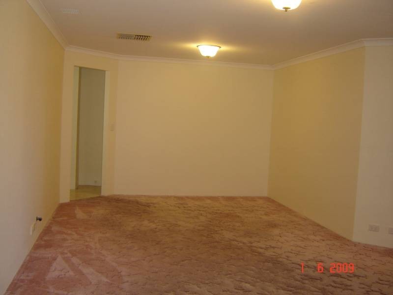 25 Eastleigh Loop, Currambine WA 6028
