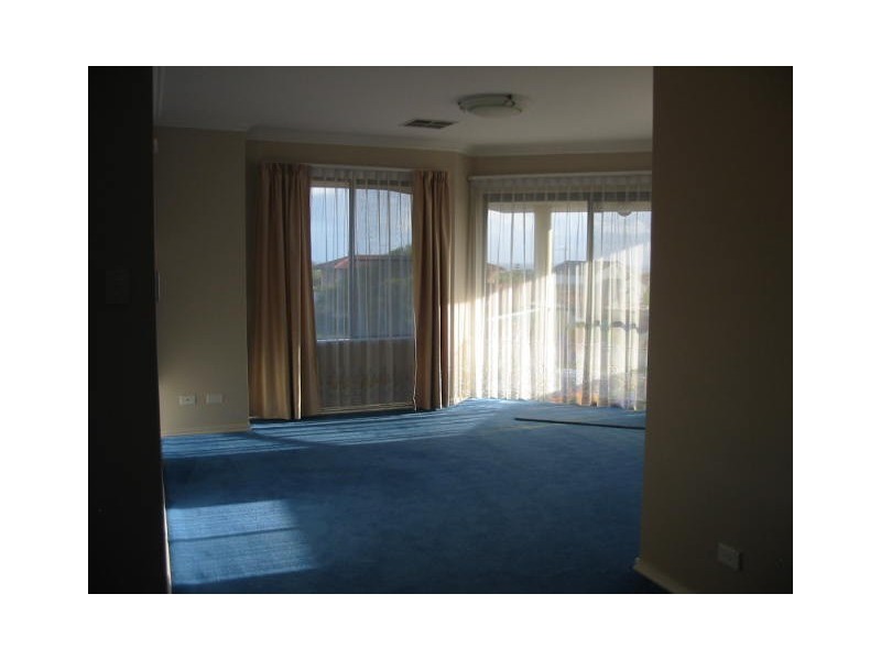 1 Gullane Court, Currambine WA 6028