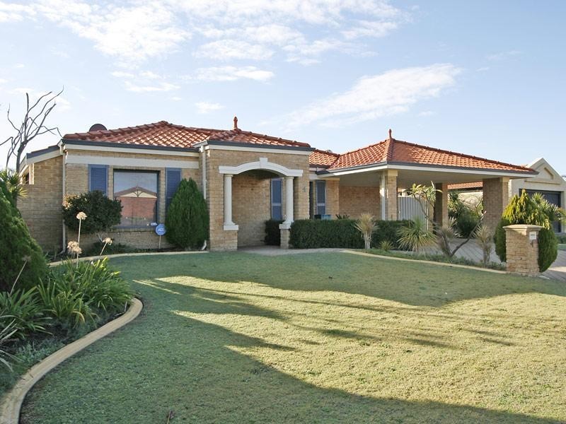 Lot 446, 4 Camelot Grove, Carramar WA 6031