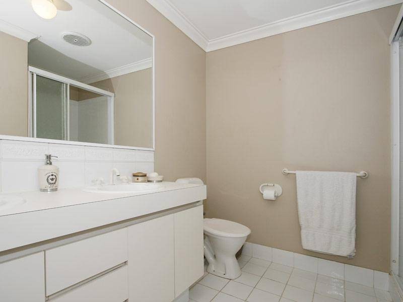 Lot 446, 4 Camelot Grove, Carramar WA 6031