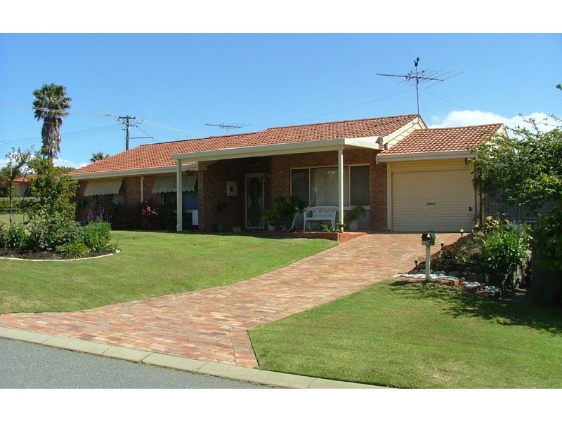 15 b Monkhouse Way, Hillarys WA 6025