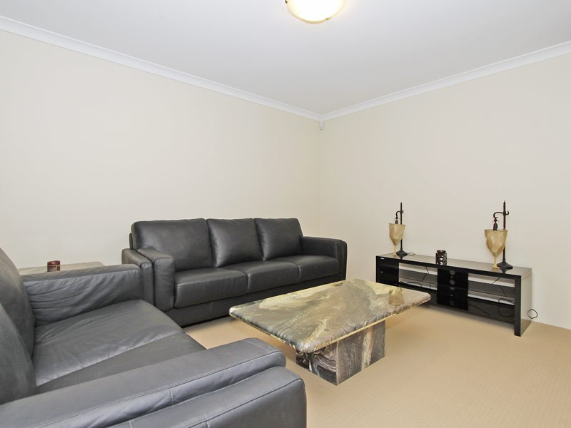 91 Stonehaven Parade, Kinross WA 6028