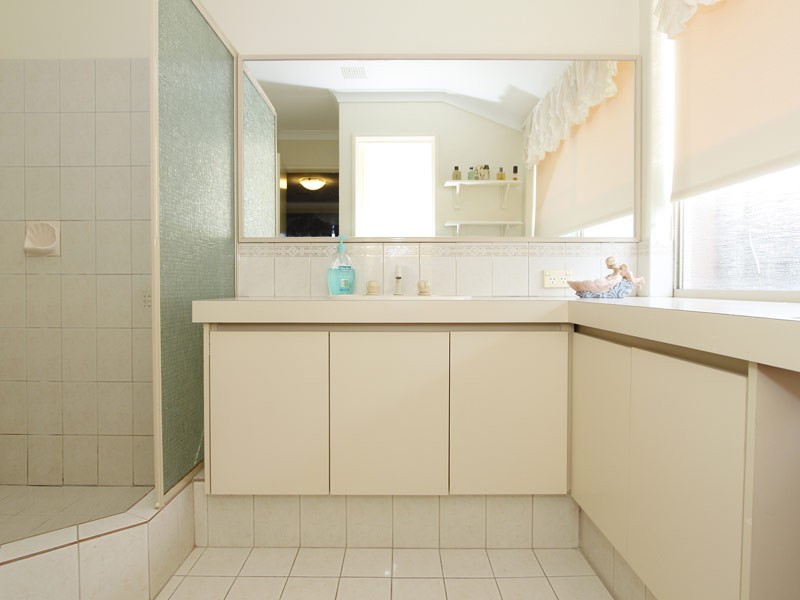 91 Stonehaven Parade, Kinross WA 6028