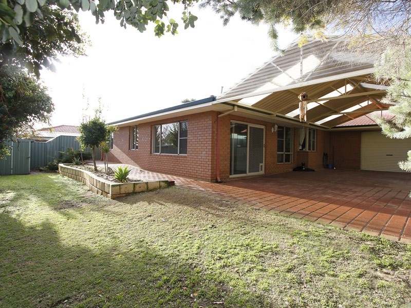 91 Stonehaven Parade, Kinross WA 6028