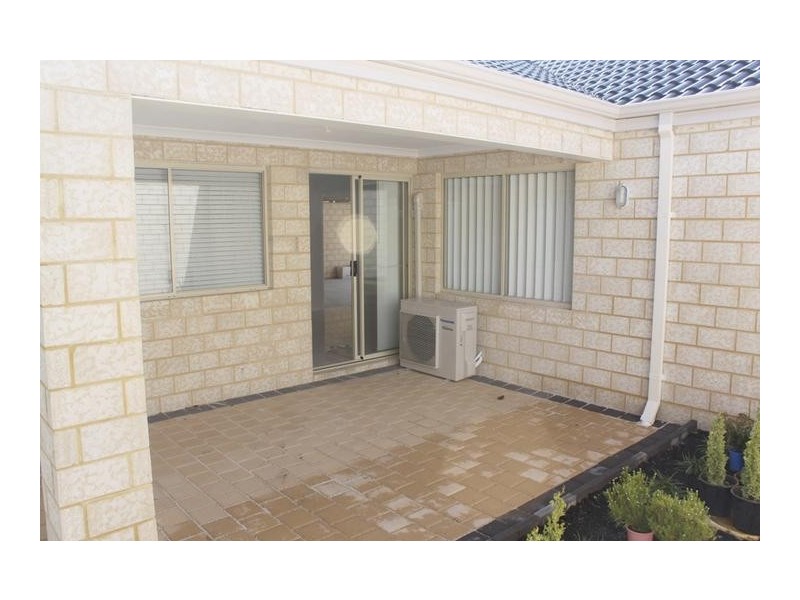 B/16 Fletching Street, Balga WA 6061