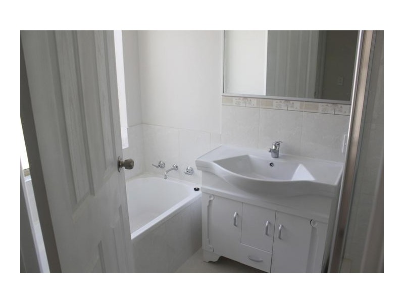 B/16 Fletching Street, Balga WA 6061