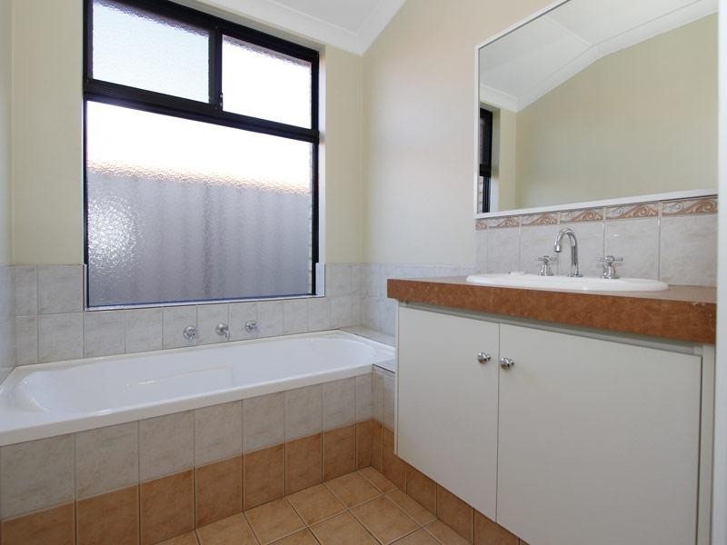 Lot 2075, 11 Terrigal Pass, Tapping WA 6065