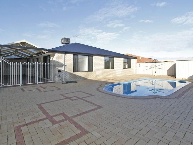 Lot 2075, 11 Terrigal Pass, Tapping WA 6065