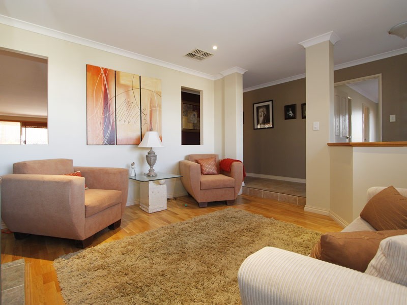 4 Swiftsure Place, Currambine WA 6028