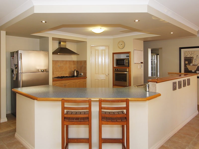 4 Swiftsure Place, Currambine WA 6028