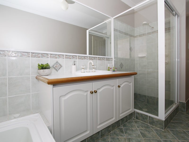 4 Swiftsure Place, Currambine WA 6028