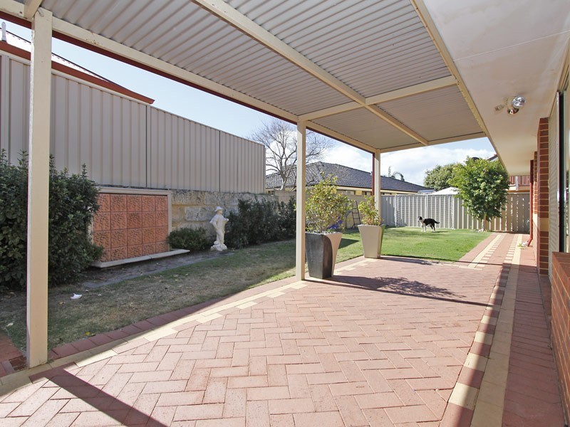 4 Swiftsure Place, Currambine WA 6028