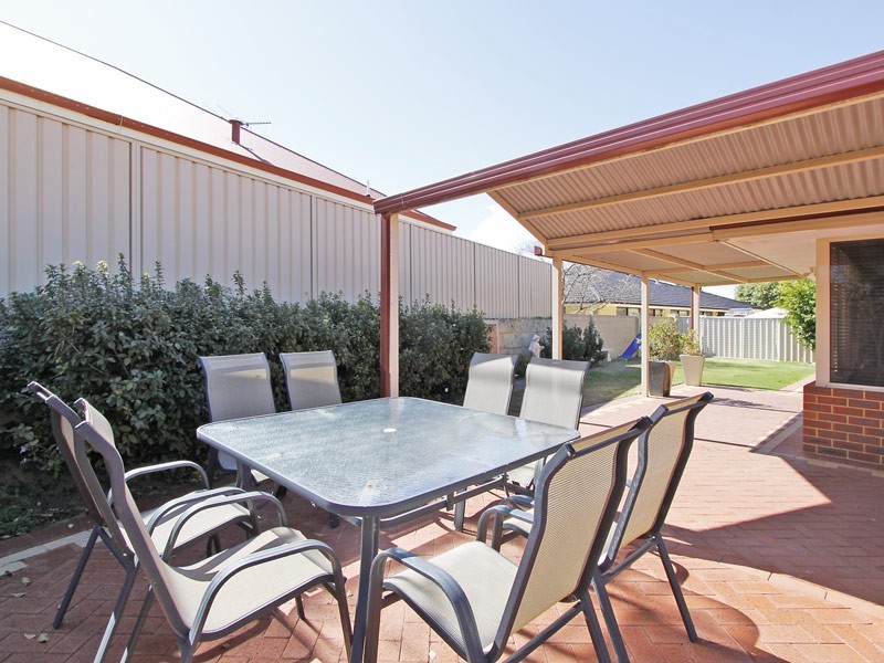 4 Swiftsure Place, Currambine WA 6028