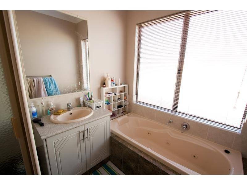 Lot 2233, 3 Litchfield Crescent, Carramar WA 6031