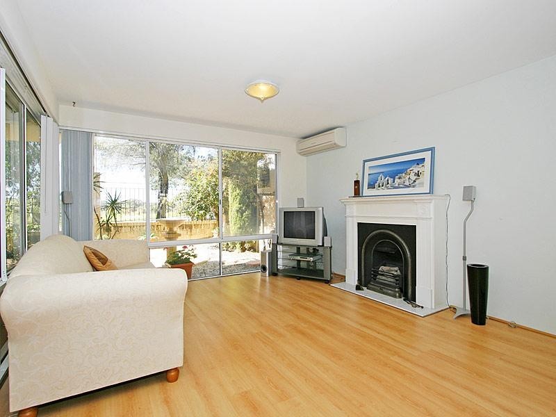 Lot 4, 4/5 Spyglass Grove, Connolly WA 6027