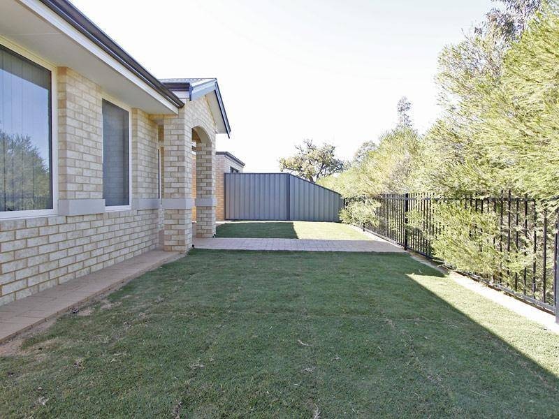 4 Nannup Bend, Baldivis WA 6171