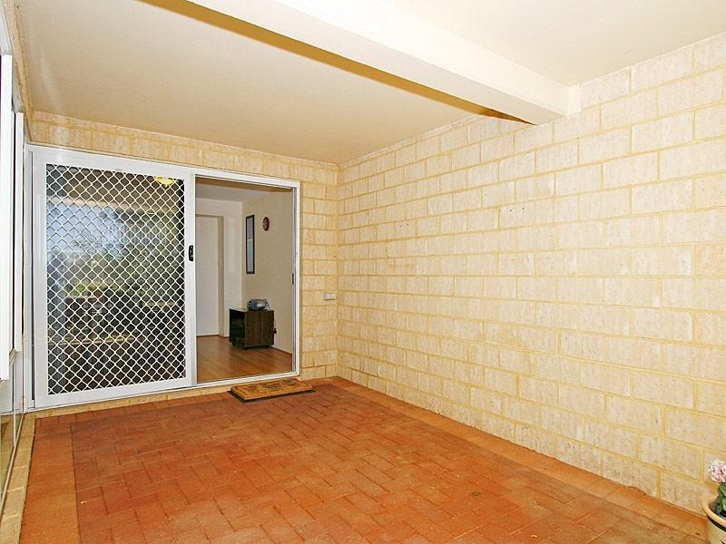 6/5 Spyglass Grove, Connolly WA 6027