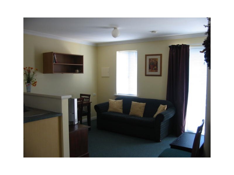 5 Pipit Lane, Joondalup WA 6027