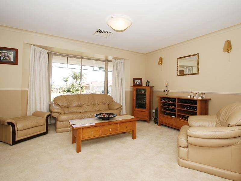 Lot 905, 39 Stonehaven Parade, Kinross WA 6028