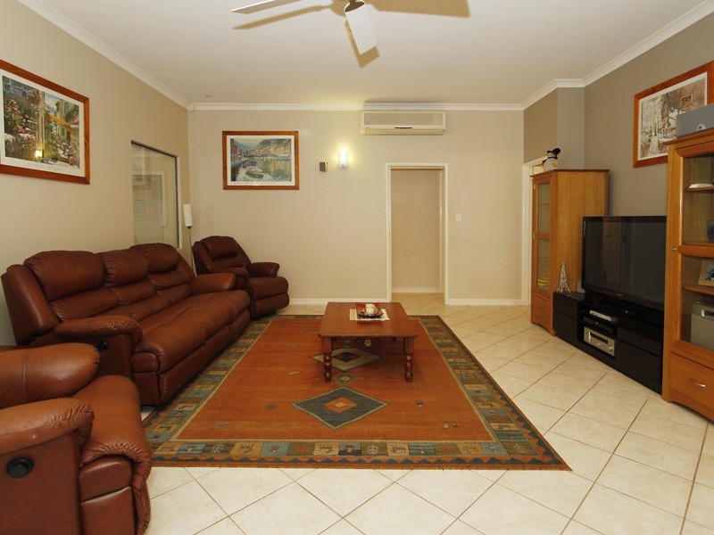 4 Soho Lane, Currambine WA 6028