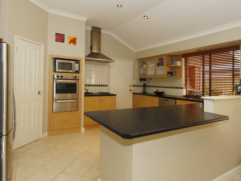 4 Soho Lane, Currambine WA 6028